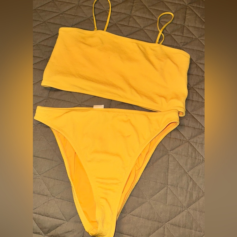 Nike SWIM Bright Yellow 2 piece Swimsuit * 🩱